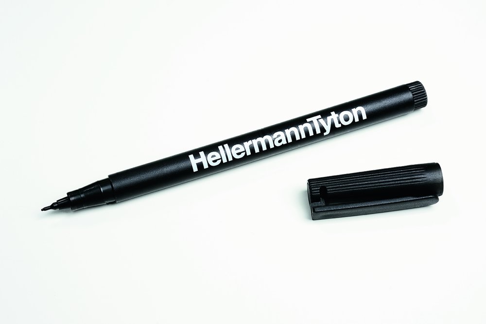 HellermannTyton France annonce la distribution à l’unité de son marqueur noir indélébile, pointe fine  T82S